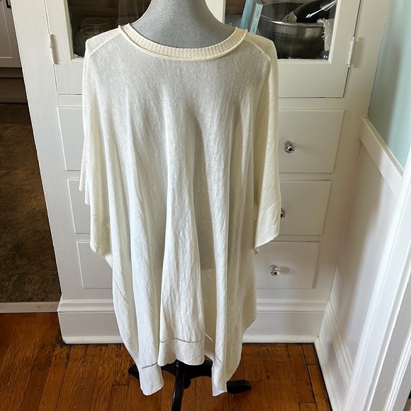Hôtel Particulier off white linen blend poncho top - Picture 8 of 11